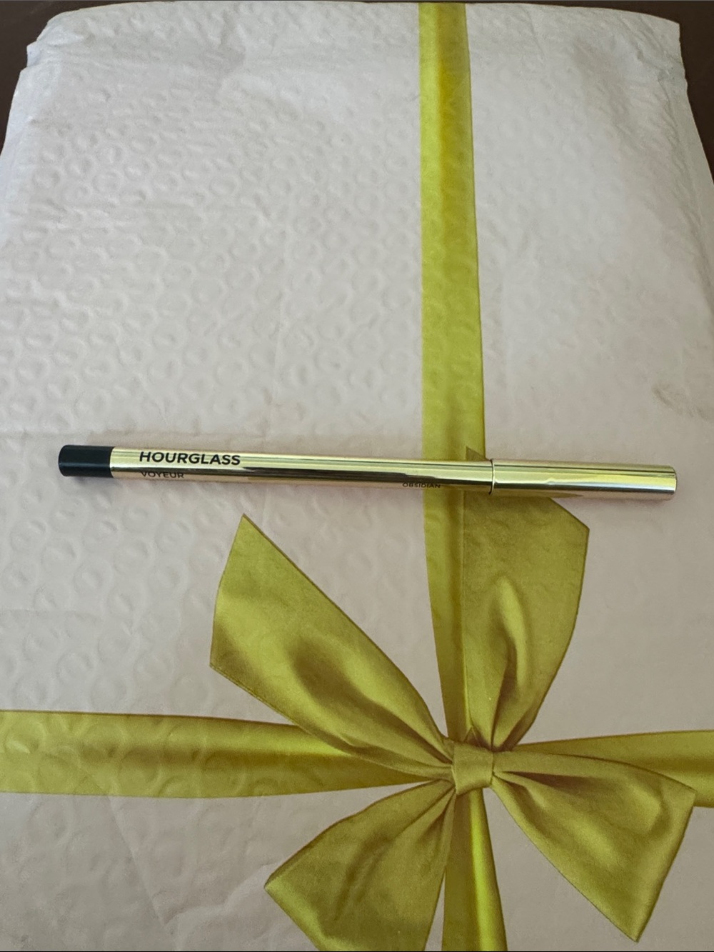 Hourglass Gold Eyeliner Pencil with Black Tip